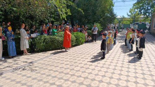 С днём защиты детей!