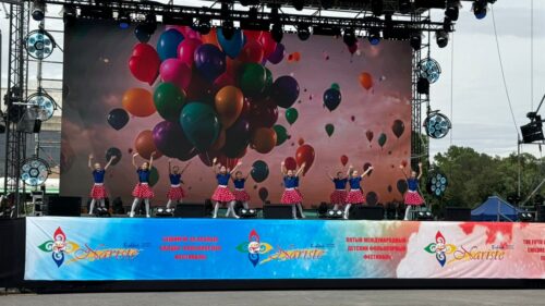Праздничное мероприятие, посвящённое Дню защиты детей, прошло на площади Ала-Тоо