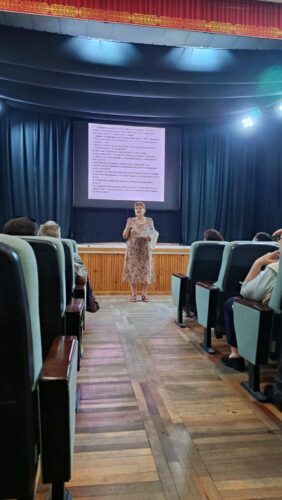 10 июня в ГЦТШ "Кыргызстан балдары" прошел заключительный педагогический совет с отчётом всех зав. отделами.