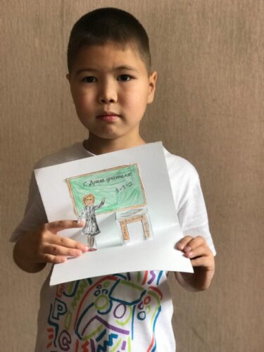 Работа в кружках и студиях.