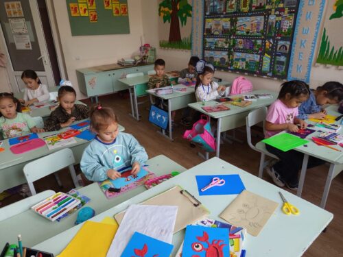 Работа в кружках и студиях.