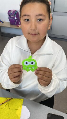 Работа в кружках и студиях.