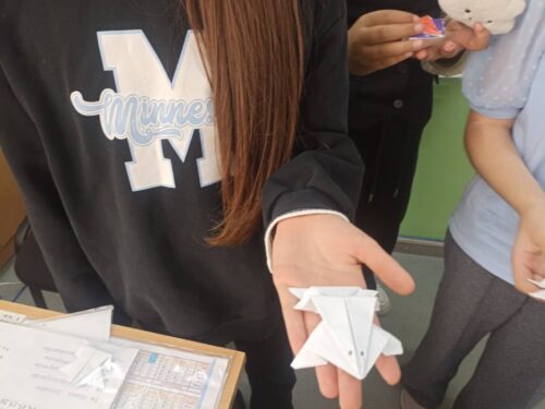 Работа в кружках и студиях.