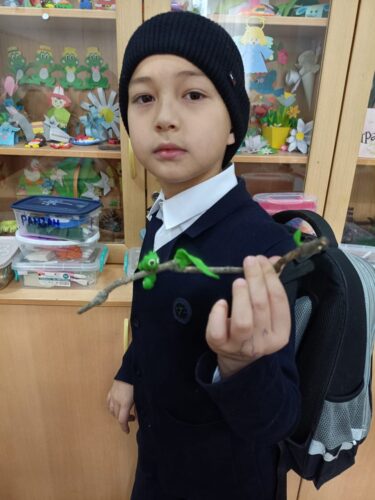 Работа в кружках и студиях.