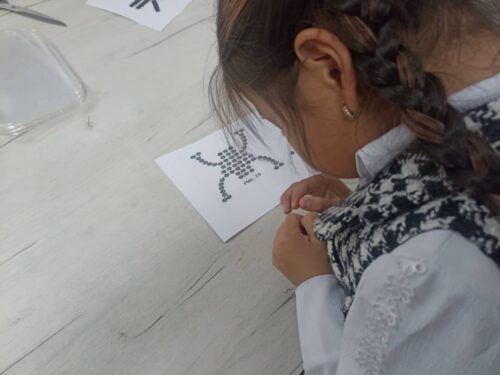 Работа в кружках и студиях.