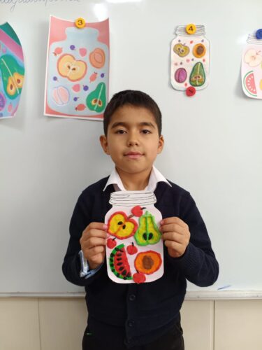 Работа в кружках и студиях.