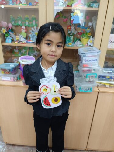 Работа в кружках и студиях.