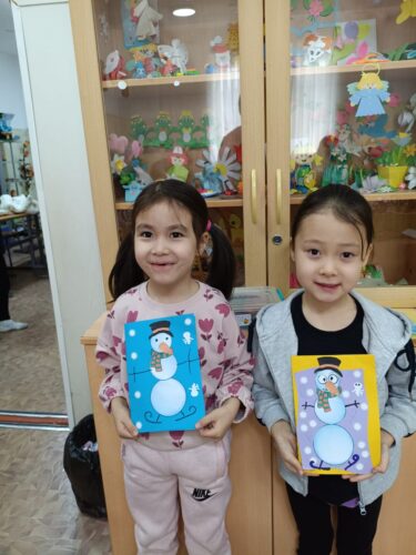 Работа в кружках и студиях.