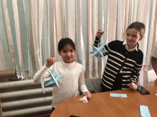 Работа в кружках и студиях.