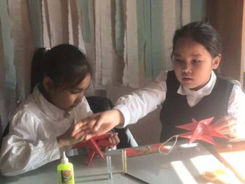 Работа в кружках и студиях.