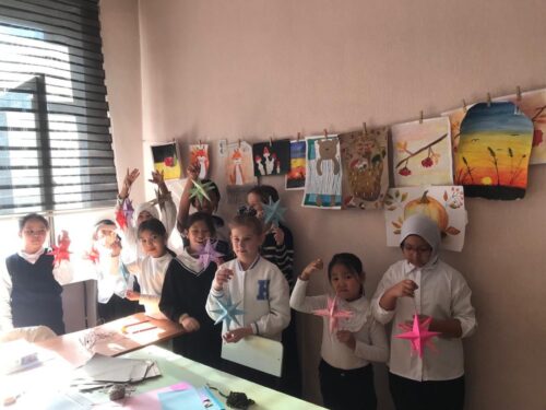 Работа в кружках и студиях.