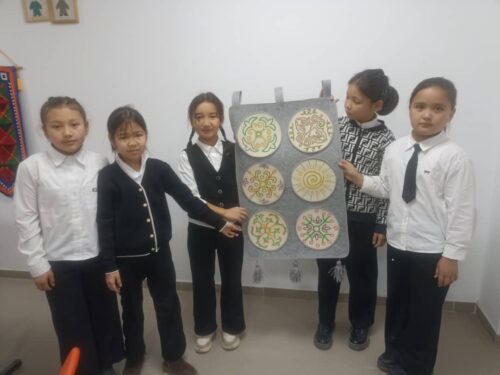 Работа в кружках и студиях.