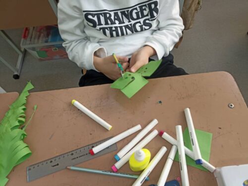 Работа в кружках и студиях.