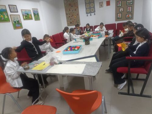 Работа в кружках и студиях.