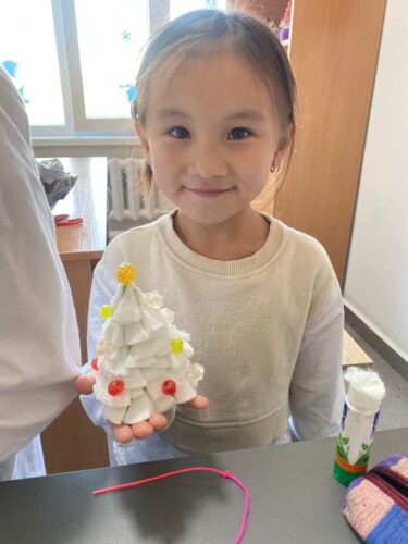 Работа в кружках и студиях.