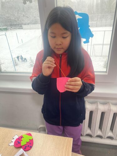 Работа в кружках и студиях.