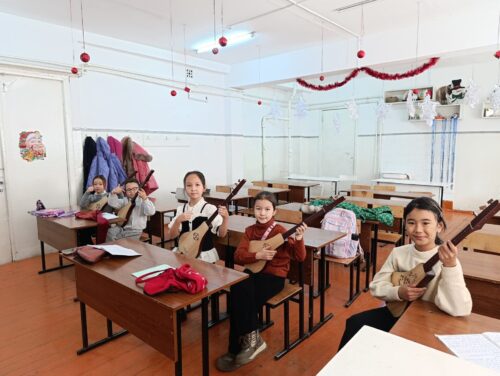 Работа в кружках и студиях.