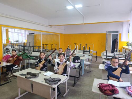 Работа в кружках и студиях.