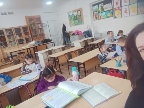 Работа в кружках и студиях.