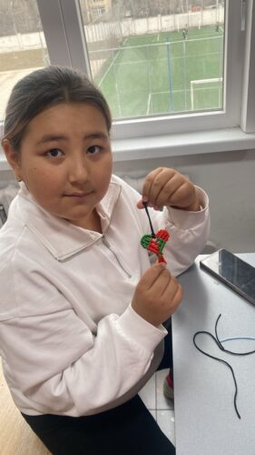 Работа в кружках и студиях.