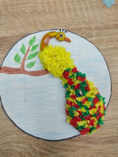 Работа в кружках и студиях.