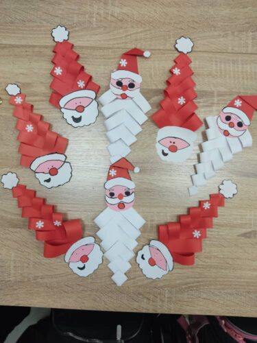 Работа в кружках и студиях.