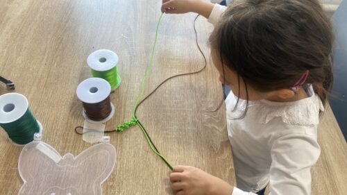 Работа в кружках и студиях.