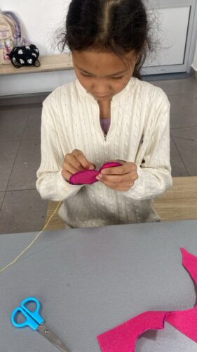 Работа в кружках и студиях.