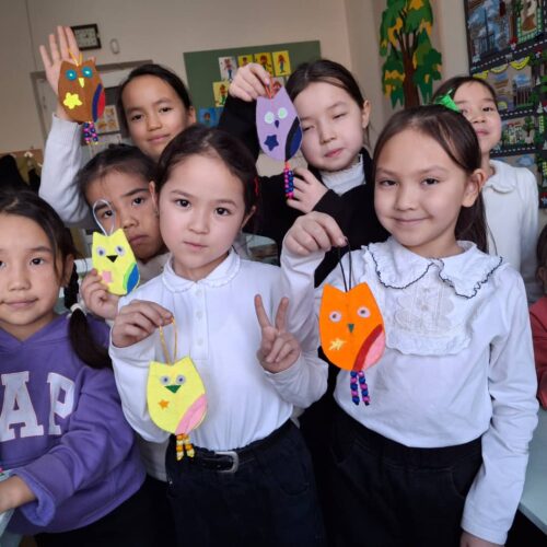 Работа в кружках и студиях.