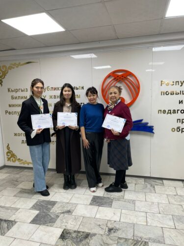 Работа в кружках и студиях.