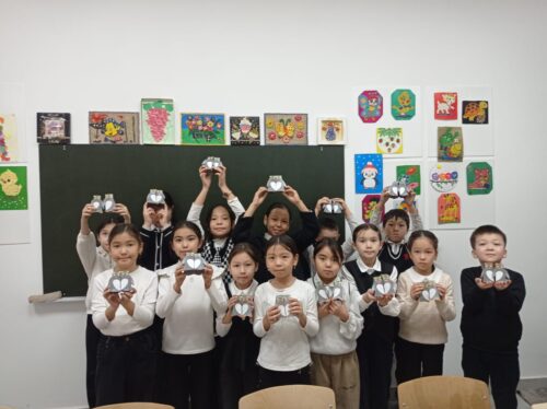 Работа в кружках и студиях.