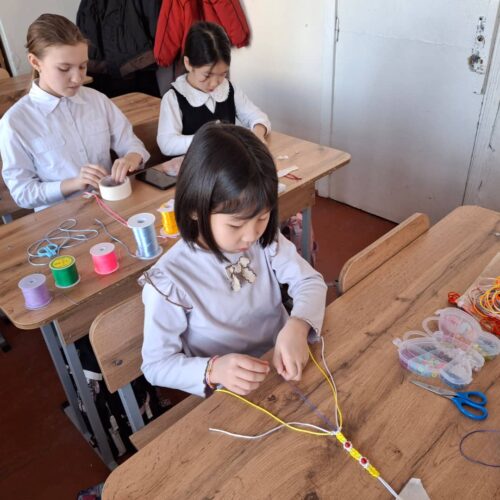 Работа в кружках и студиях.