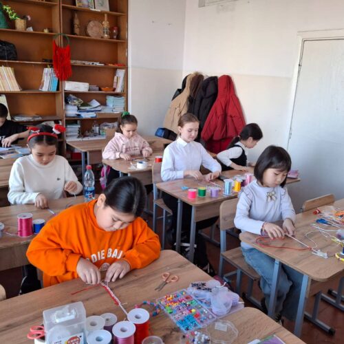 Работа в кружках и студиях.