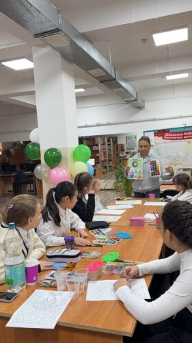 Работа в кружках и студиях.