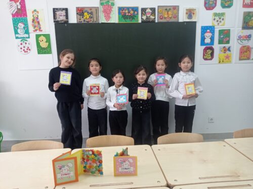 Работа в кружках и студиях.