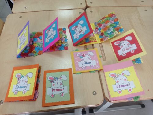 Работа в кружках и студиях.