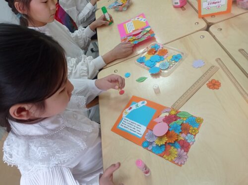 Работа в кружках и студиях.