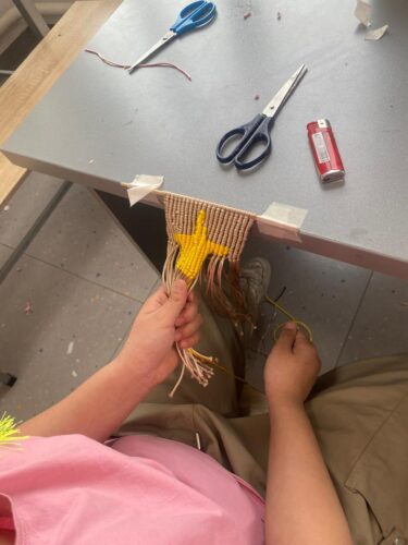 Работа в кружках и студиях.