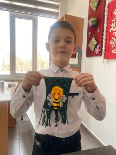 Работа в кружках и студиях.