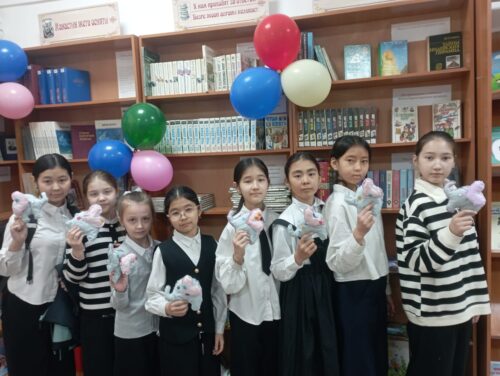 Работа в кружках и студиях.