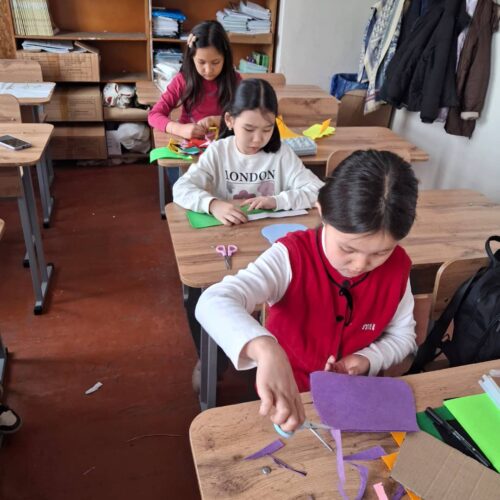 Работа в кружках и студиях.