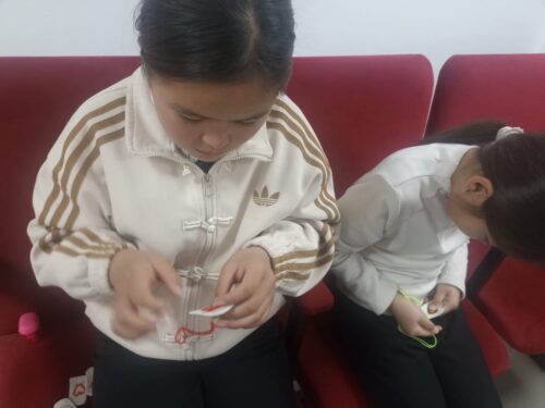 Работа в кружках и студиях.