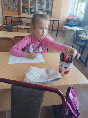 Работа в кружках и студиях.