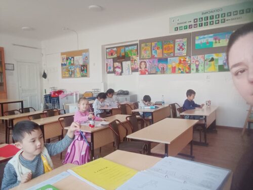 Работа в кружках и студиях.