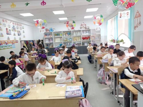 Работа в кружках и студиях.