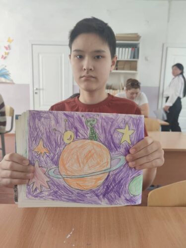 Работа в кружках и студиях.