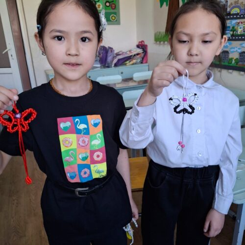 Работа в кружках и студиях.