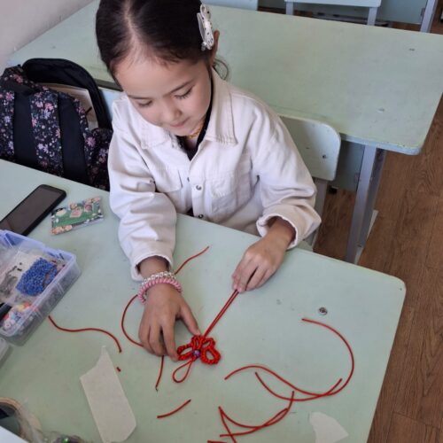 Работа в кружках и студиях.