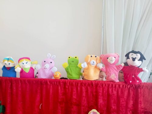 Работа в кружках и студиях.