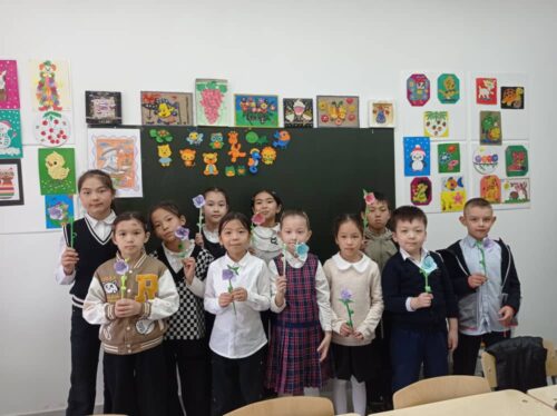 Работа в кружках и студиях.